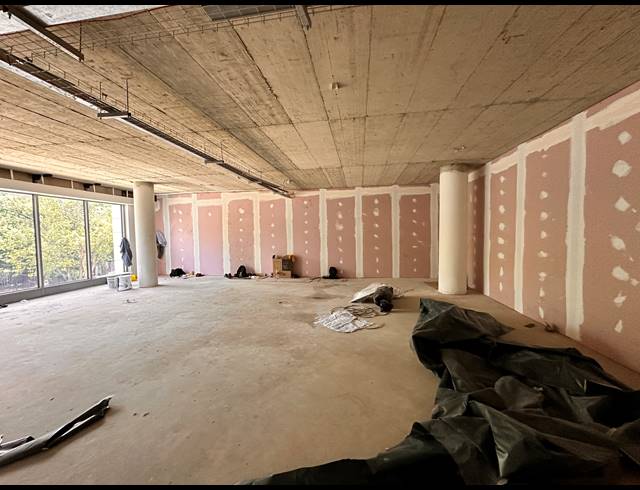 125M² OFFICE TO LET IN MELROSE ESTATE